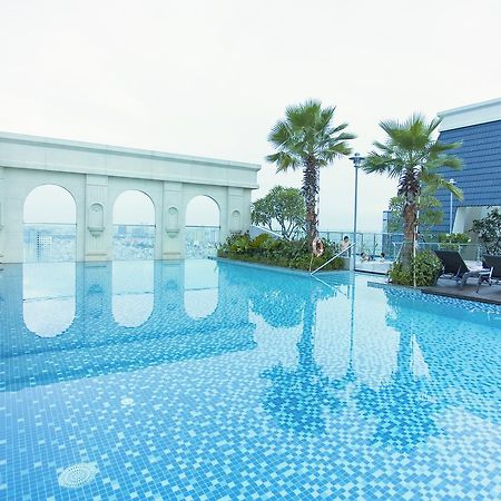 Ami Splendid Rooftop Pool Ho Chi Minh City Exterior photo
